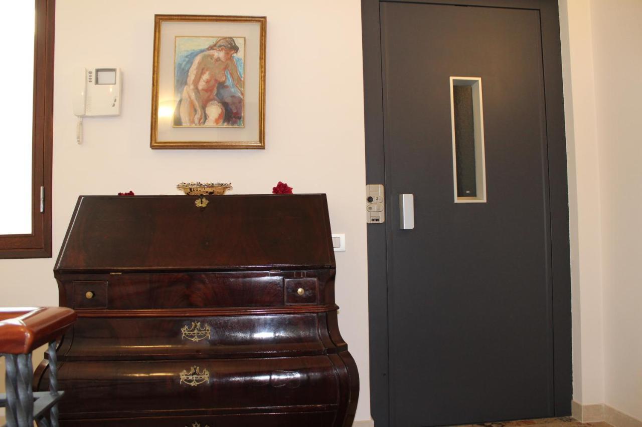 Tres Chic Bed and Breakfast Civitanova Marche Exterior foto
