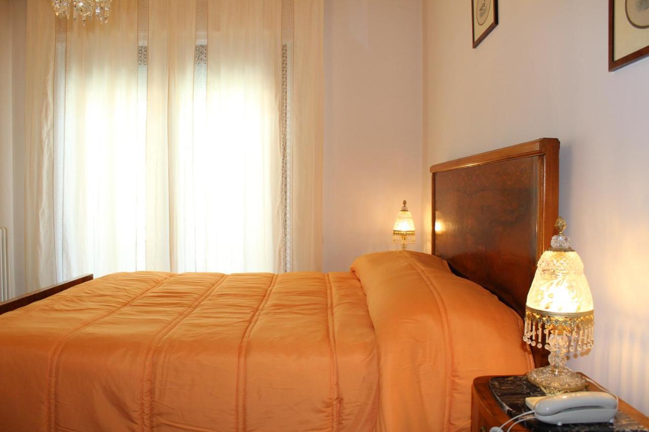 Tres Chic Bed and Breakfast Civitanova Marche Exterior foto