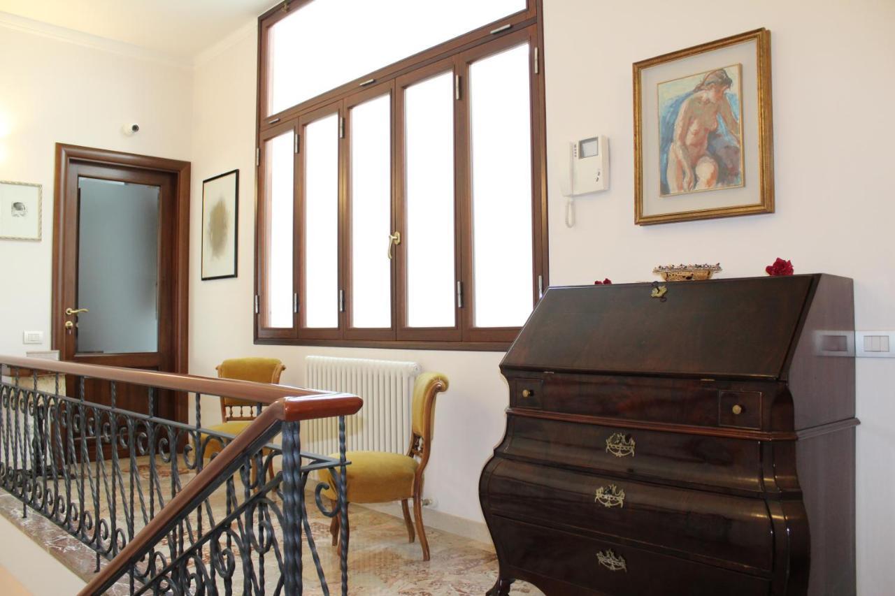 Tres Chic Bed and Breakfast Civitanova Marche Exterior foto