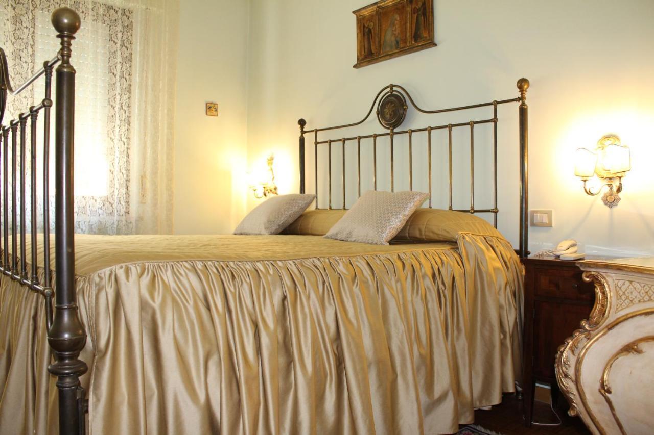Tres Chic Bed and Breakfast Civitanova Marche Exterior foto